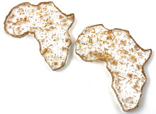 Load image into Gallery viewer, African Shaped Coasters in Clear with Gold Flakes
