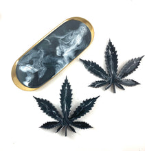 Load image into Gallery viewer, YN 3 Piece Set Rolling Tray and Leaf Coasters in Black and White
