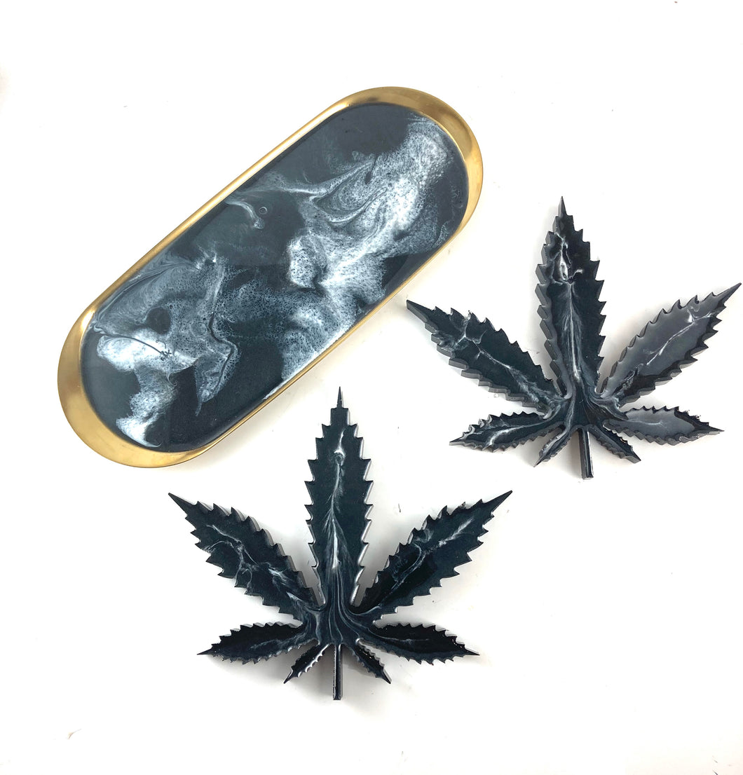 YN 3 Piece Set Rolling Tray and Leaf Coasters in Black and White